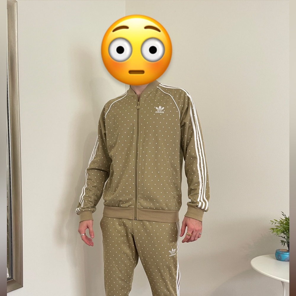 Pharrell Williams x adidas hu hiking beige khaki jacket size Large